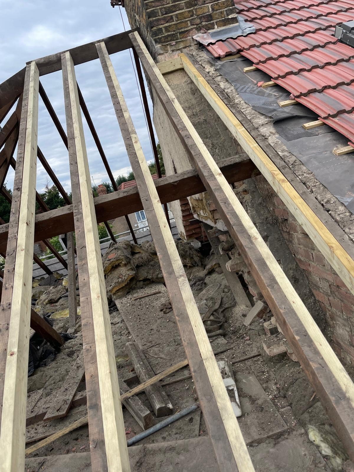 Roofing project - 1303129280939529