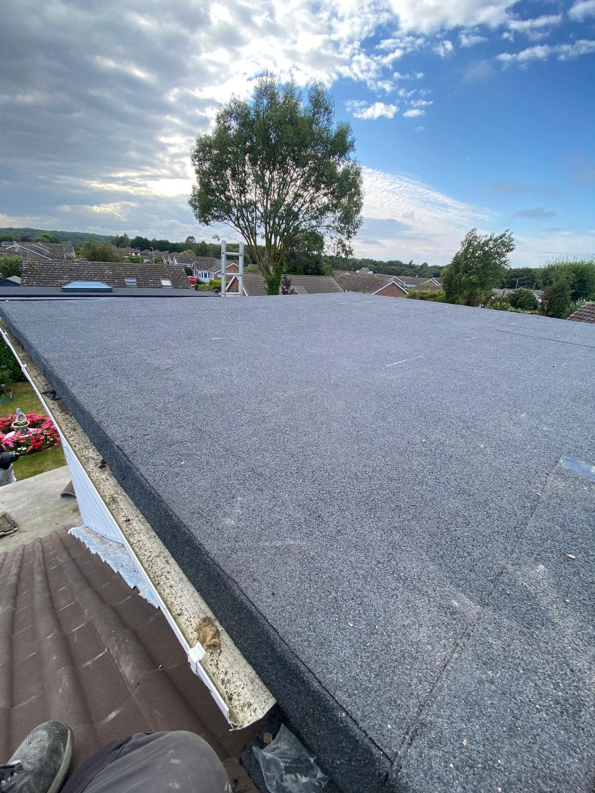 Roofing project - 1303129384272852