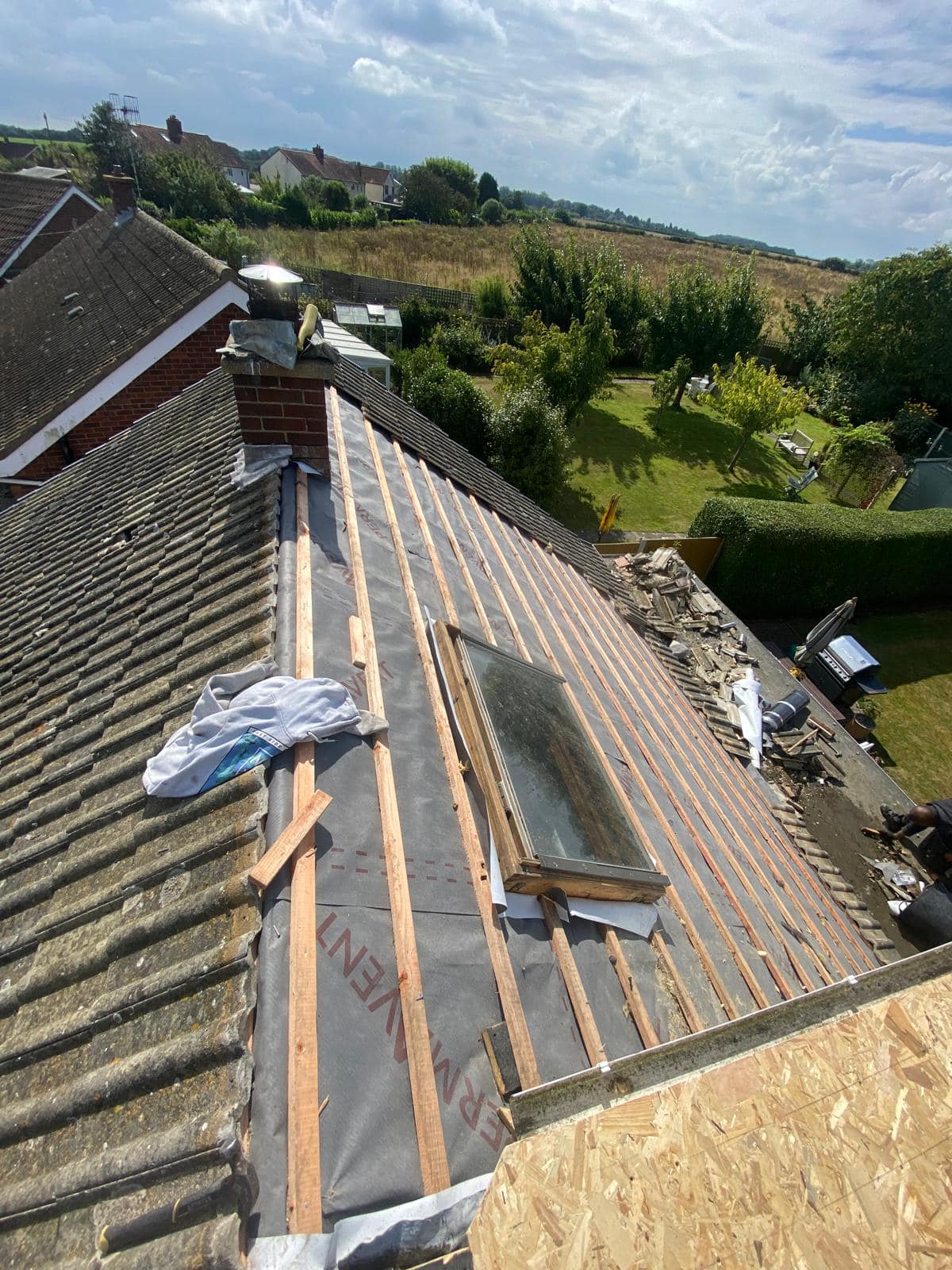 Roofing project - 1303129637606160