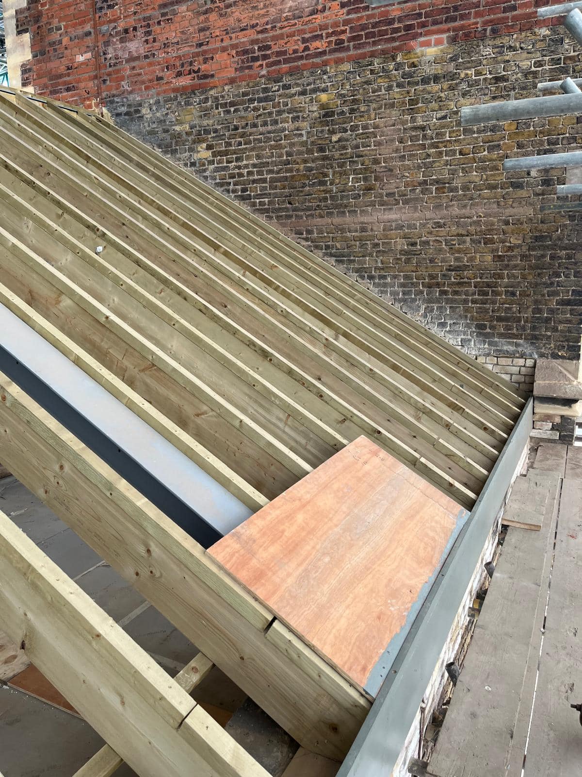 Roofing project - 1303131434272647