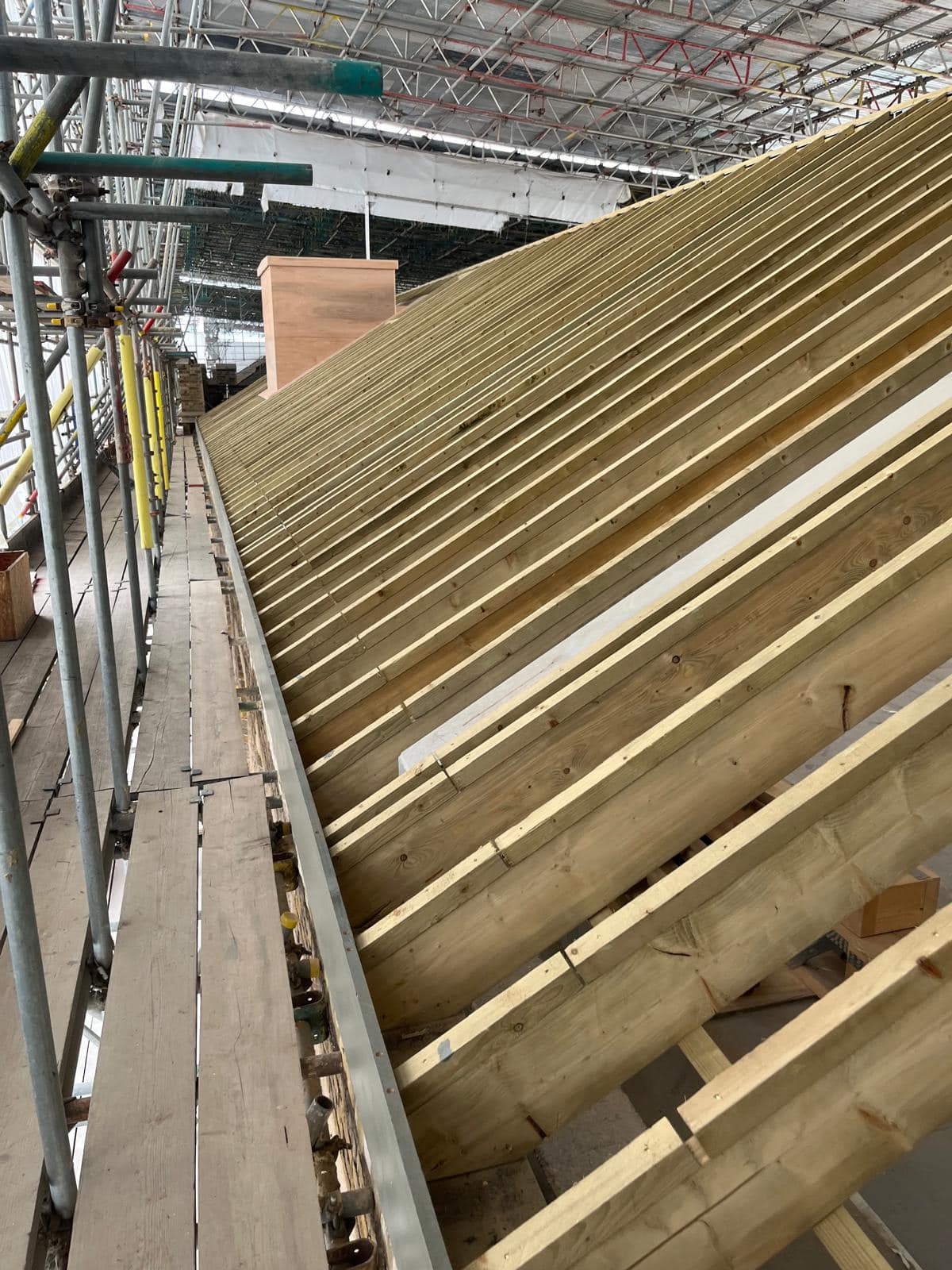 Roofing project - 1303131687605955