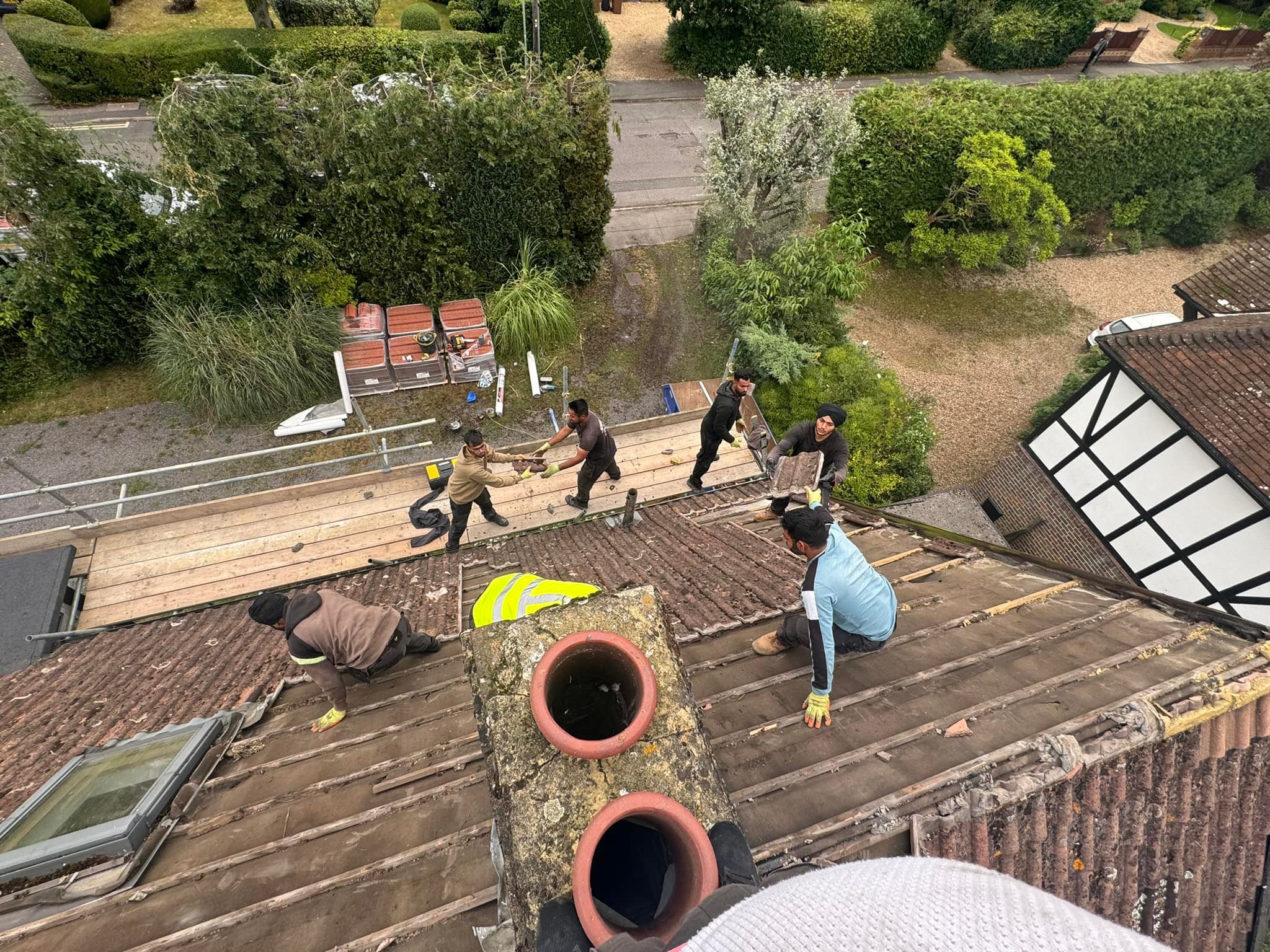 Roofing project - 1303132890939168