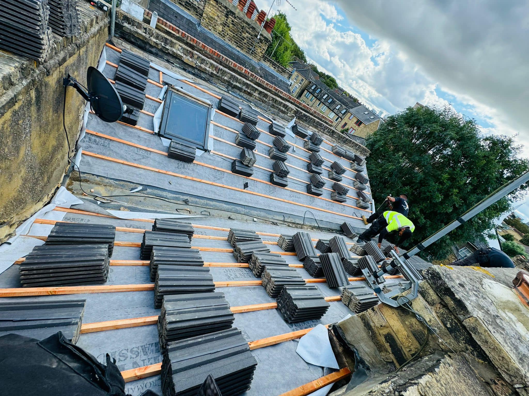 Roofing project - 1303134397605684