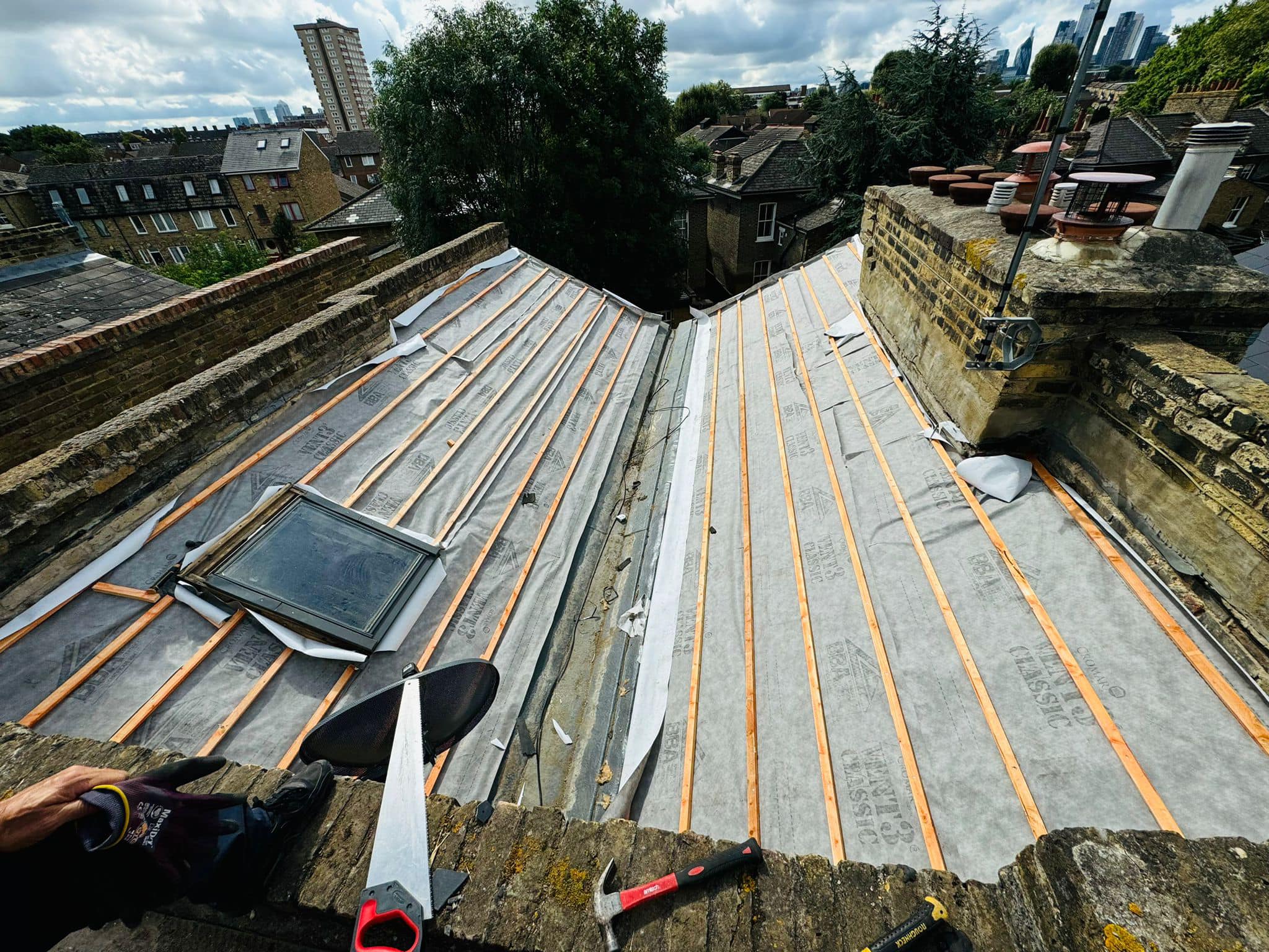 Roofing project - 1303134457605678