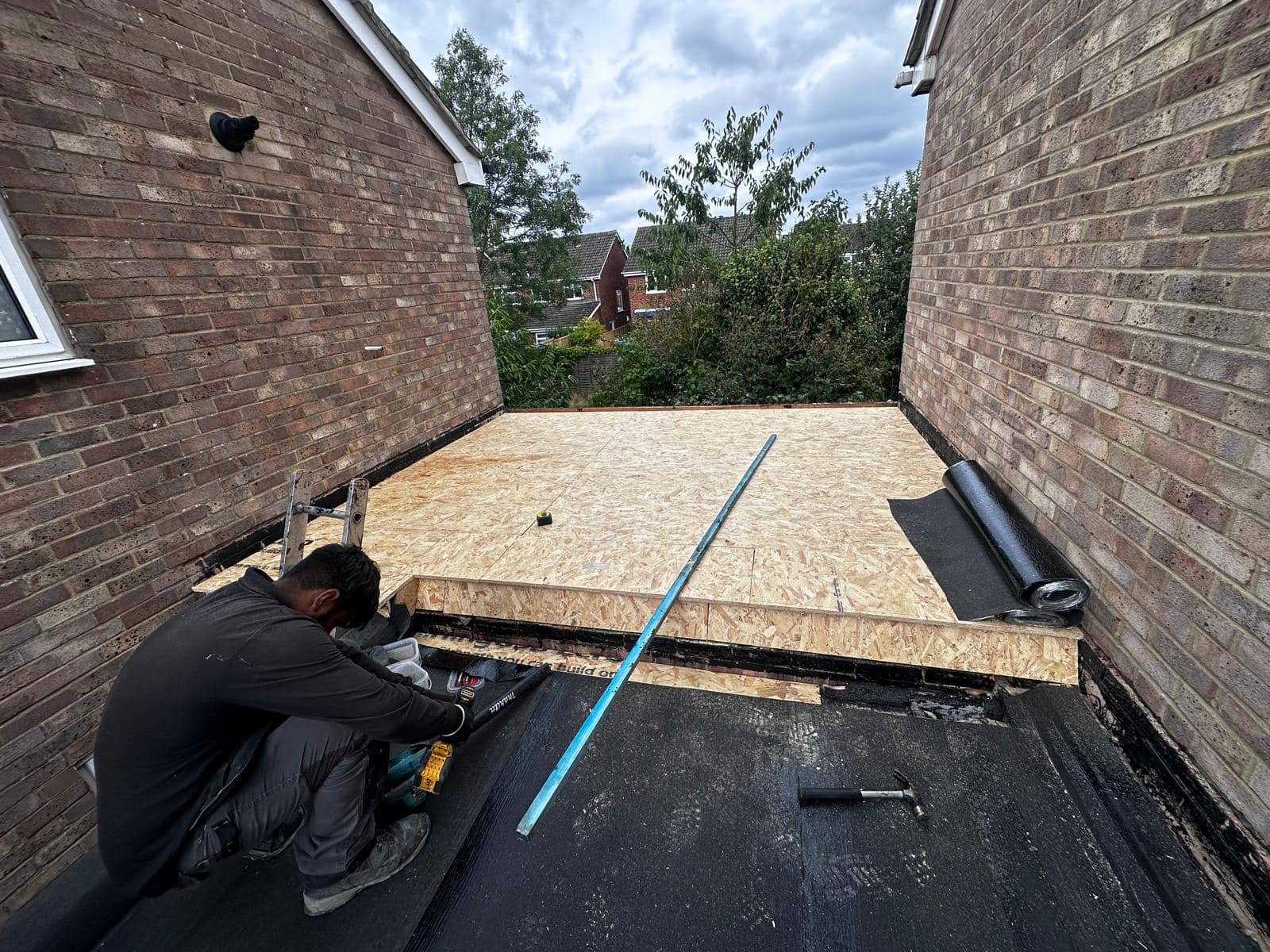 Roofing project - 1303136684272122