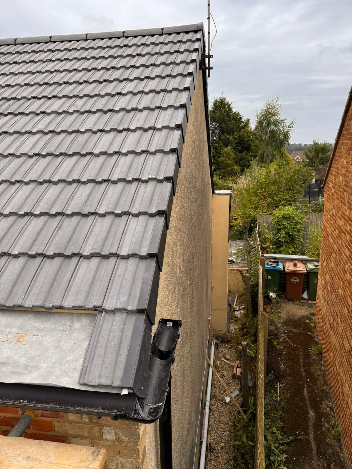 Roofing project - 1303140090938448