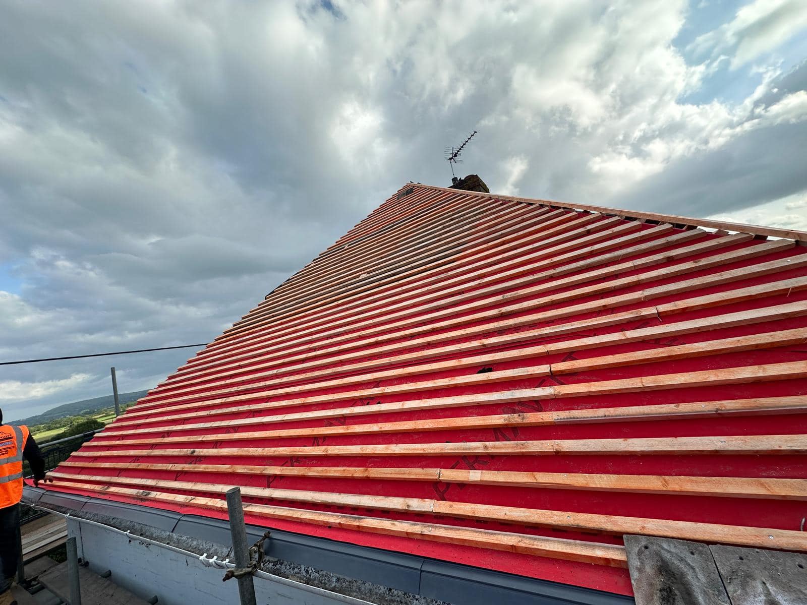 Roofing project - 1303144684271322