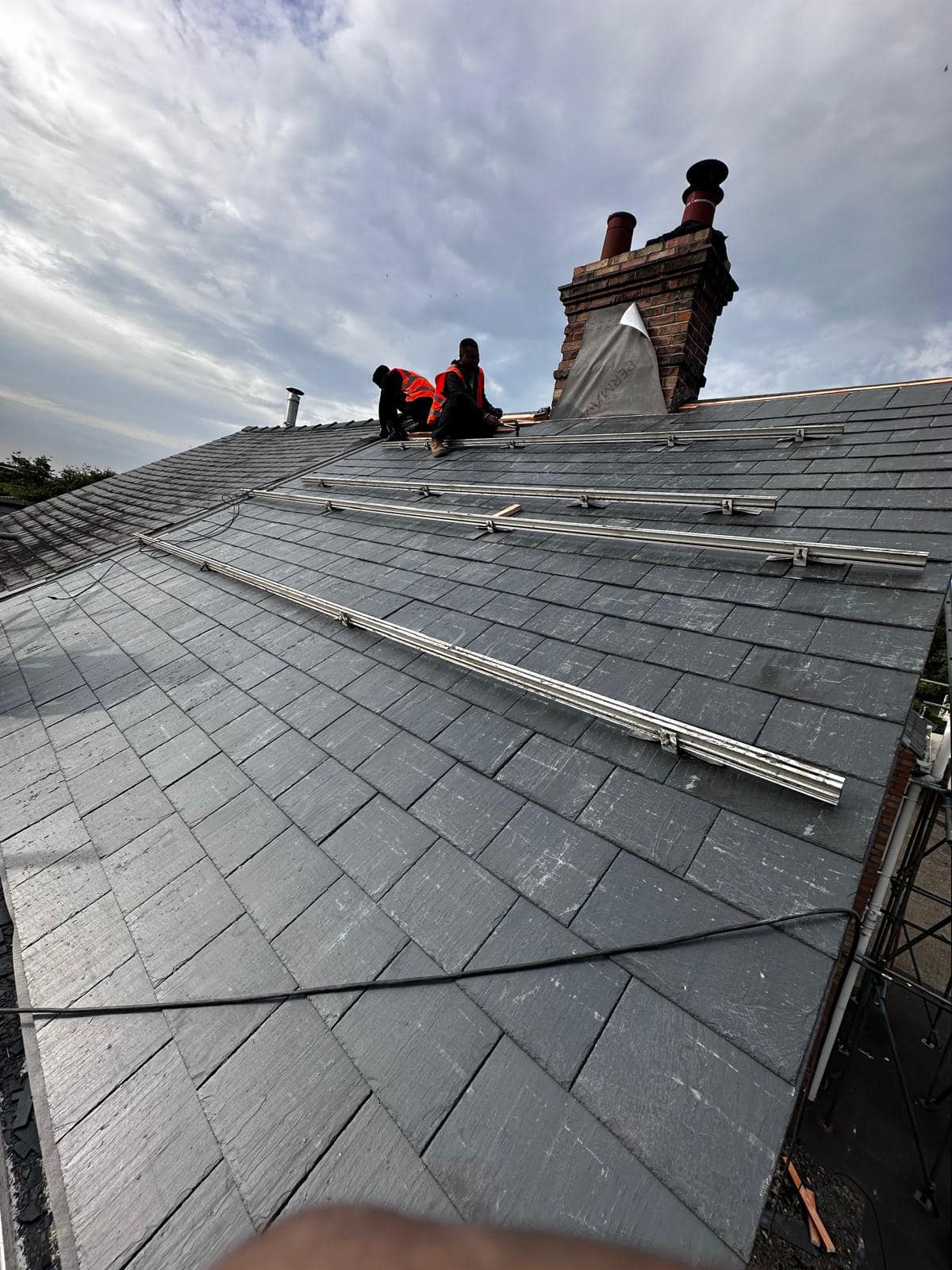 Roofing project - 1303145864271204