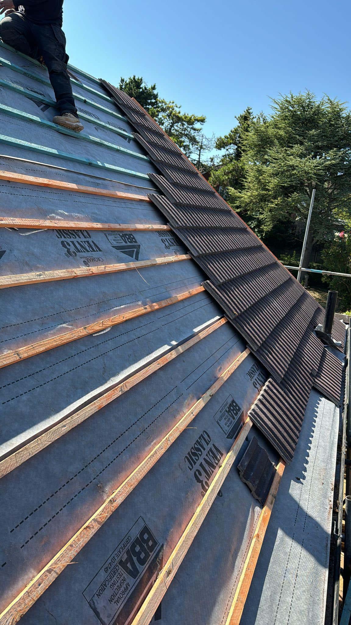 Roofing project - 1303146784271112