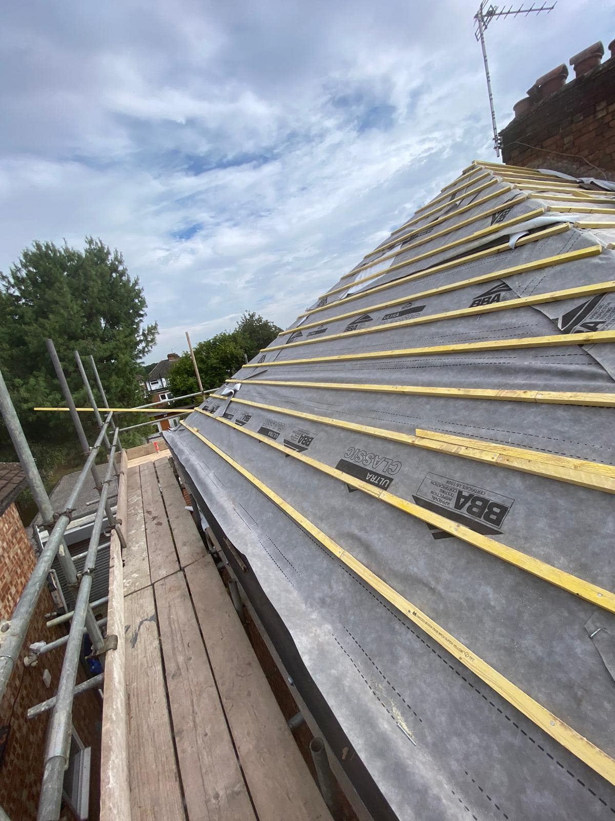 Roofing project - 1303148274270963