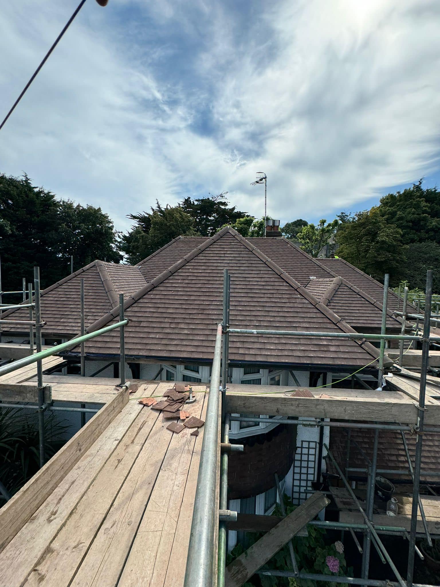 Roofing project - 1303151270937330