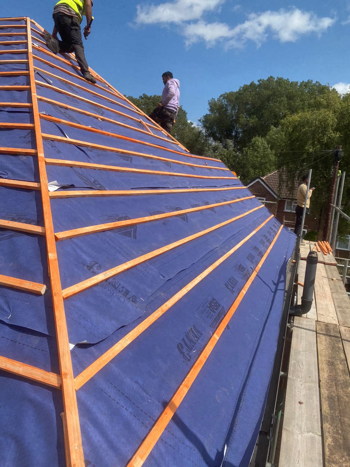 Roofing project - 1303152407603883