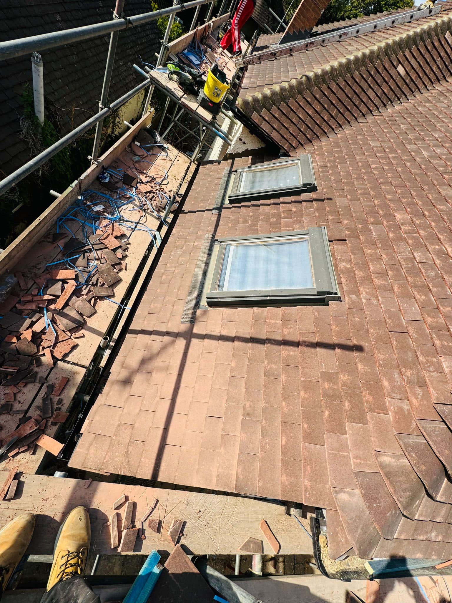 Roofing project - 1303153344270456