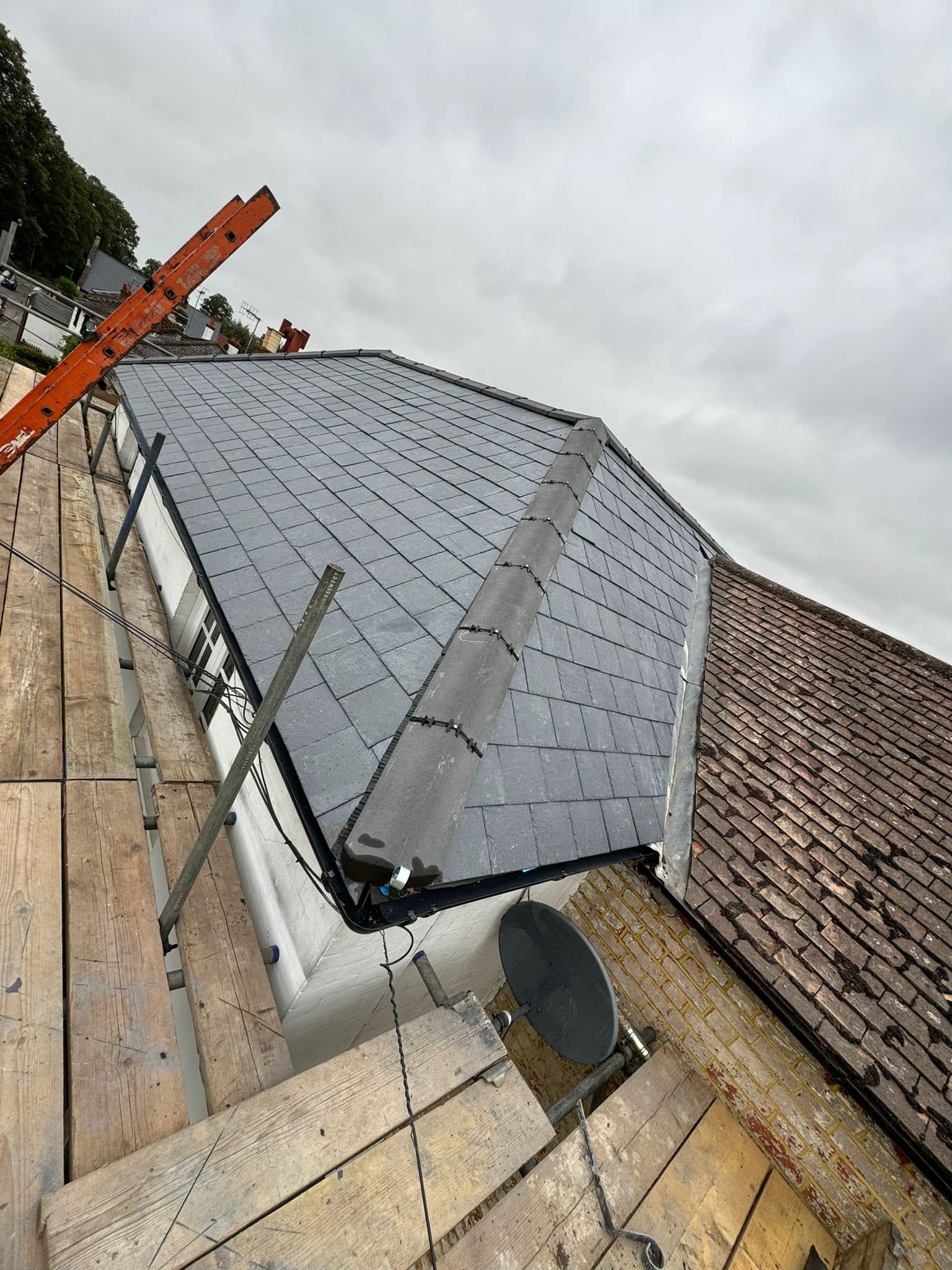 Roofing project - 1303154240937033