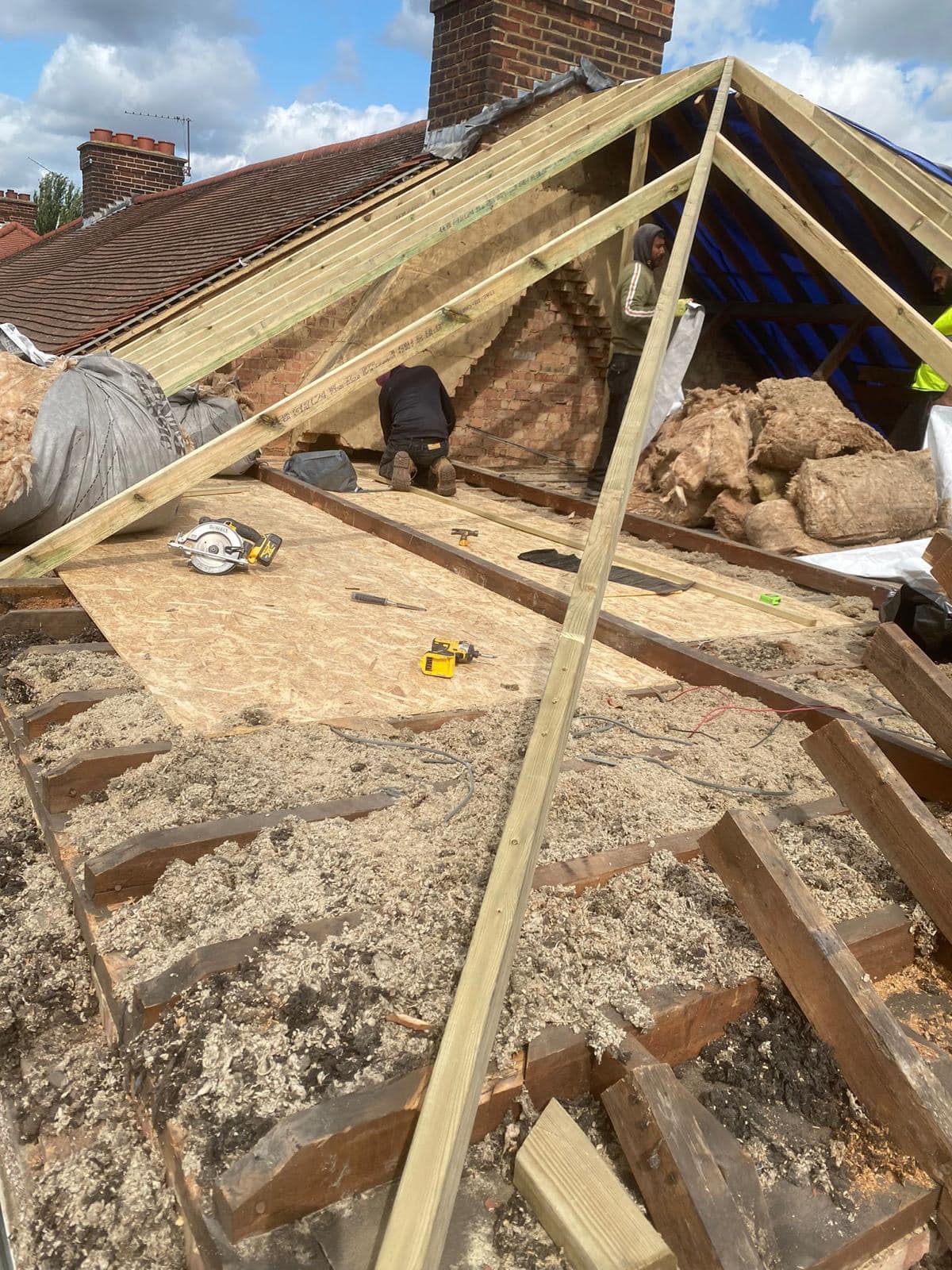 Roofing project - 1303160760936381