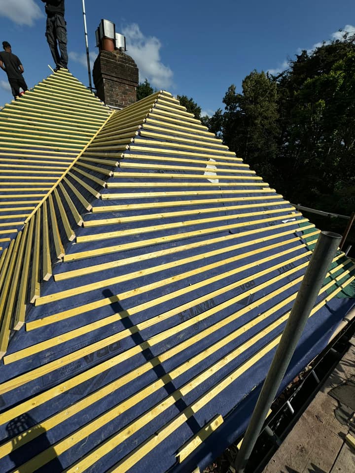 Roofing project - 1303188077600316