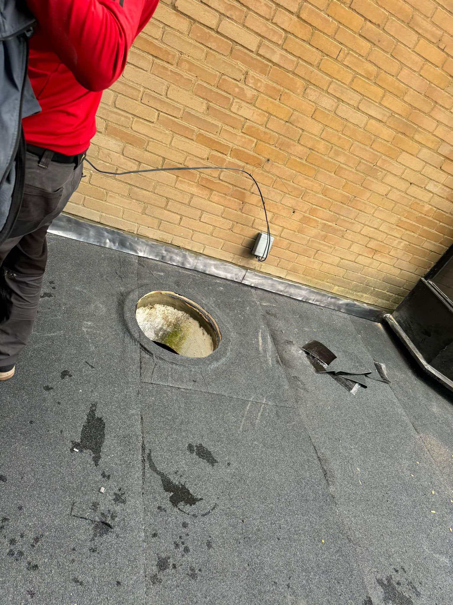 Roofing project - 1303190507600073