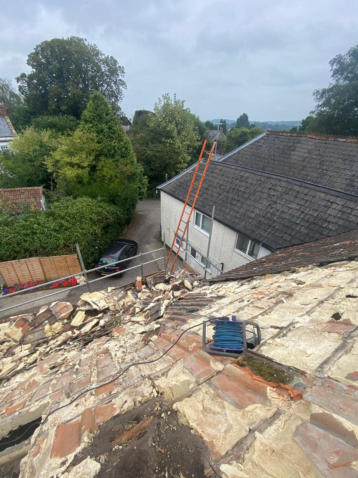 Roofing project - 1303191084266682