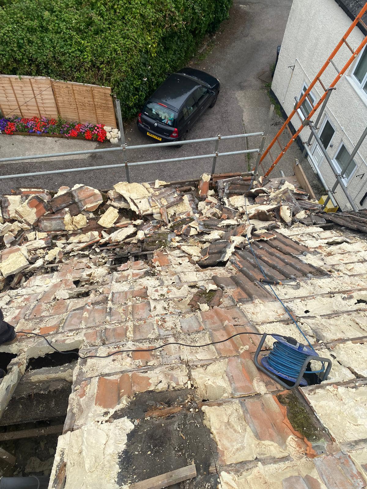 Roofing project - 1303191180933339