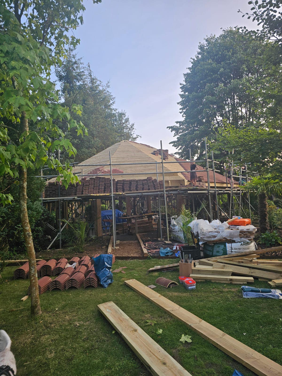 Roofing project - 1303192180933239