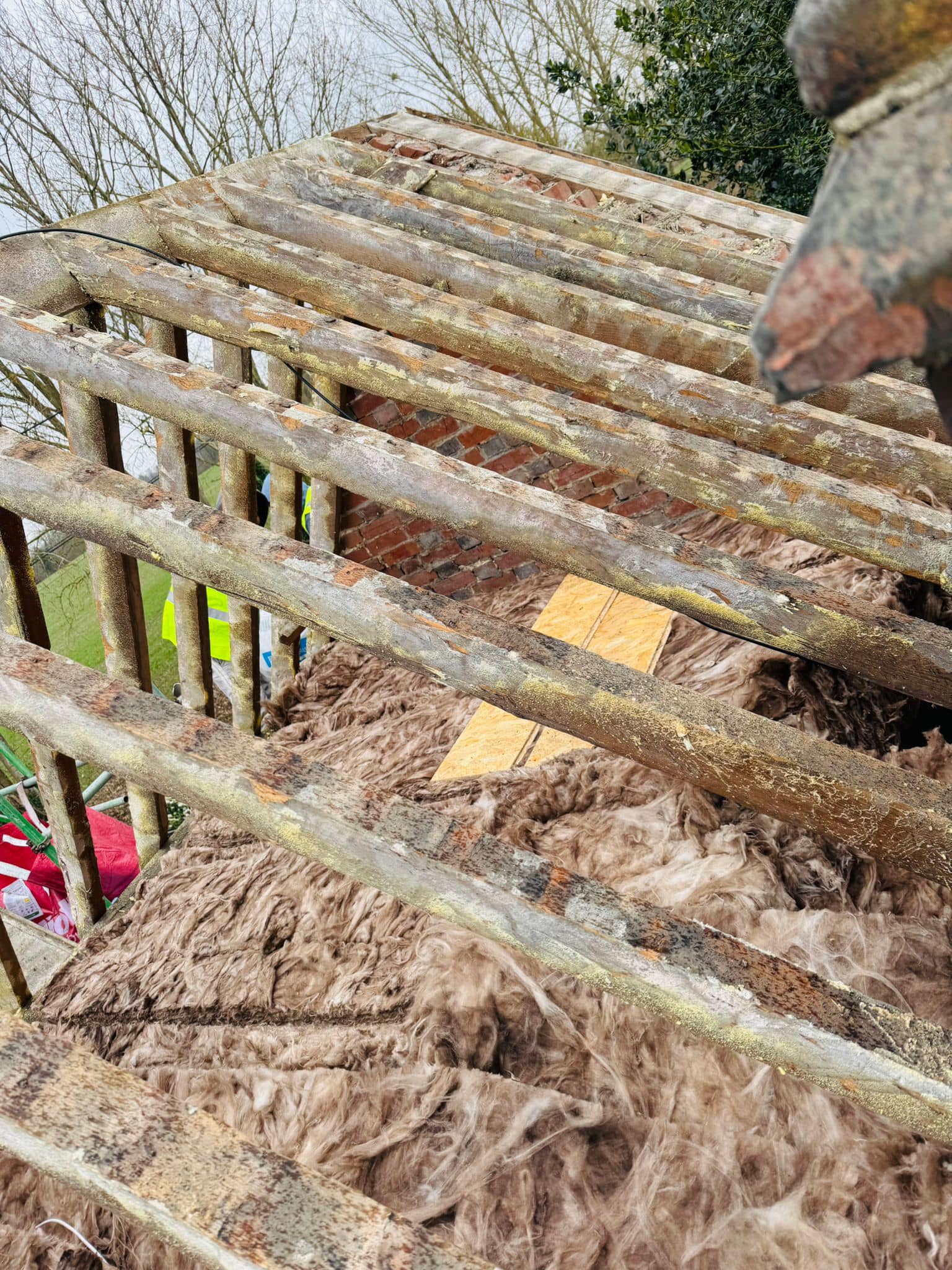 Roofing project - 1409835783602211