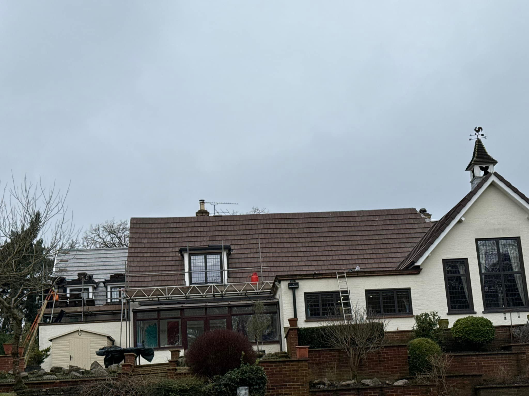 Roofing project - 1409858693599920