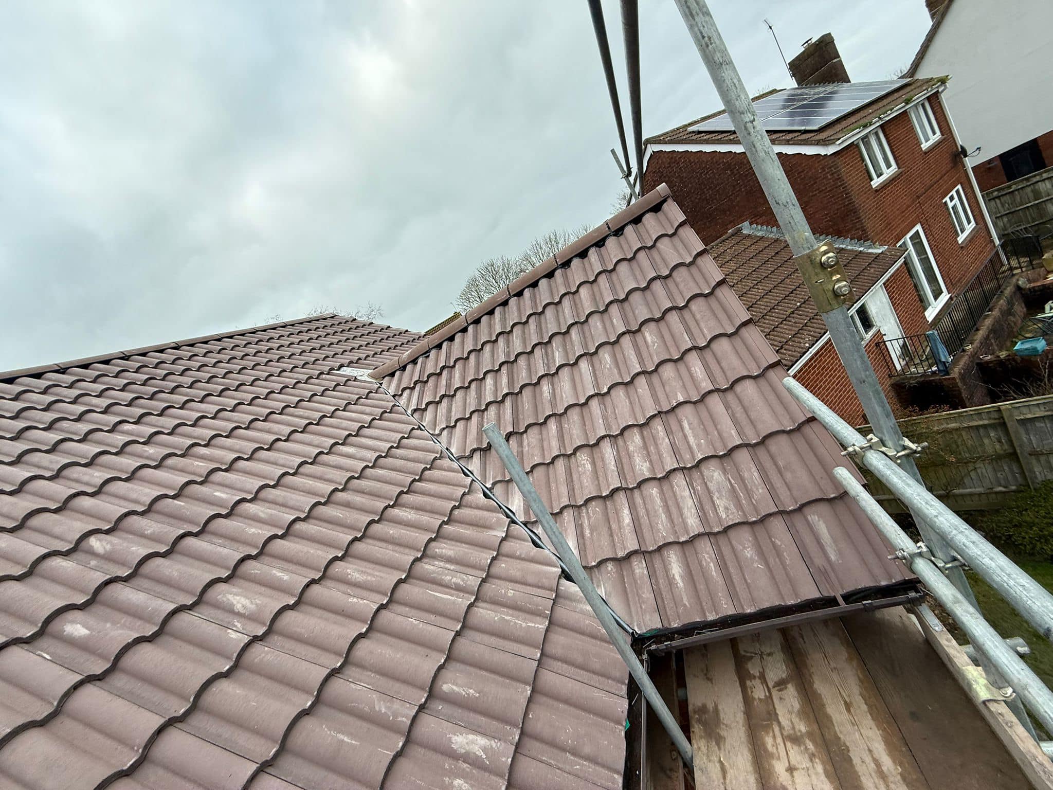 Roofing project - 1409874216931701