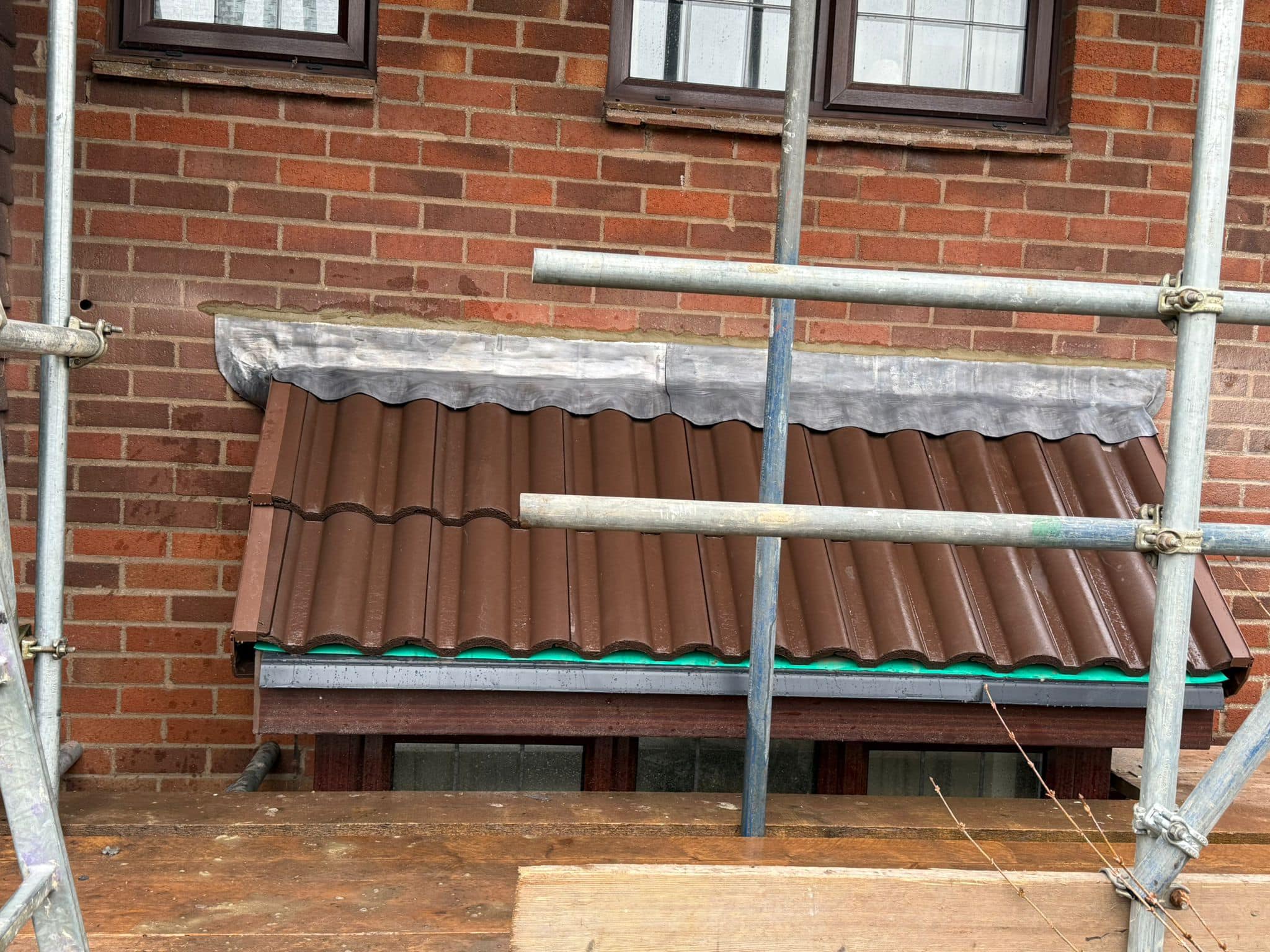 Roofing project - 1409874466931676