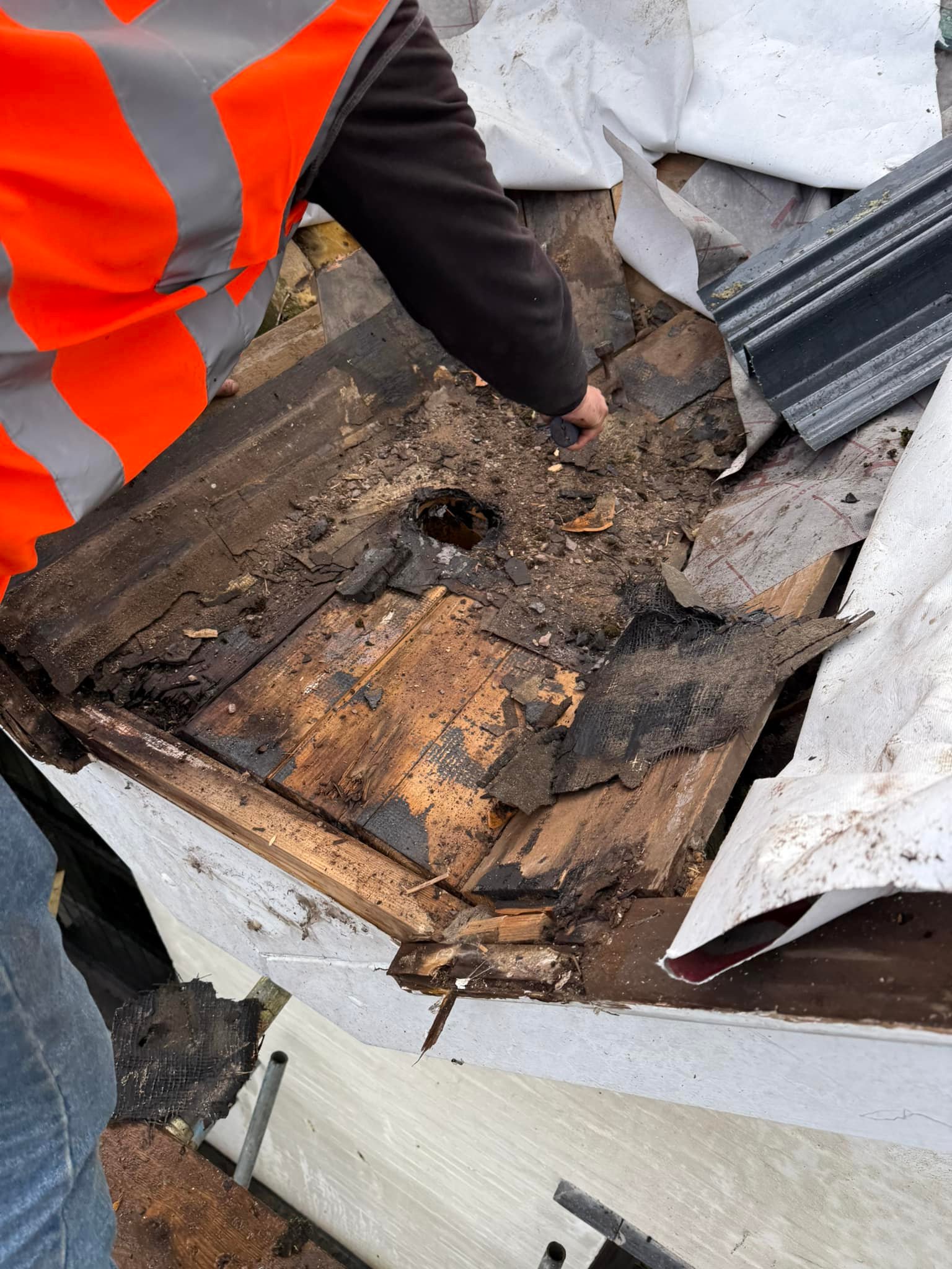 Roofing project - 1409874870264969