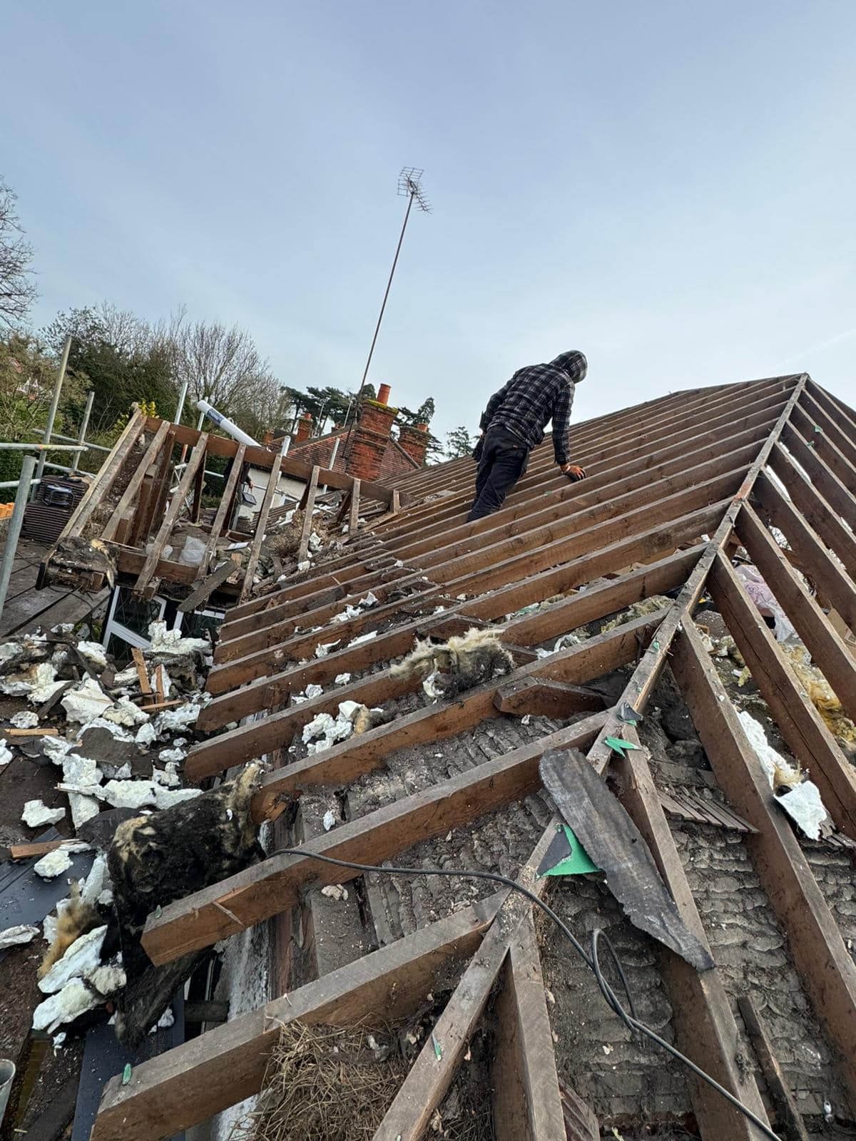 Roofing project - 1409981563587633