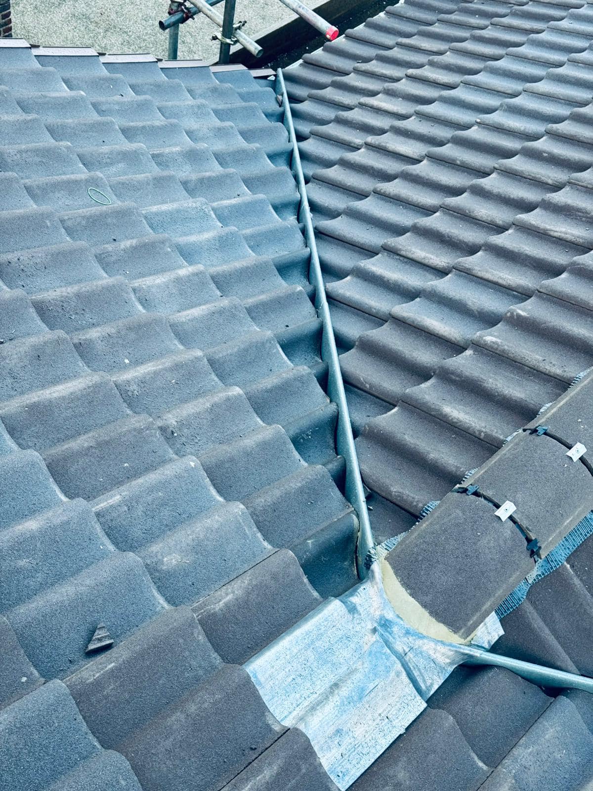 Roofing project - 1409983263587463