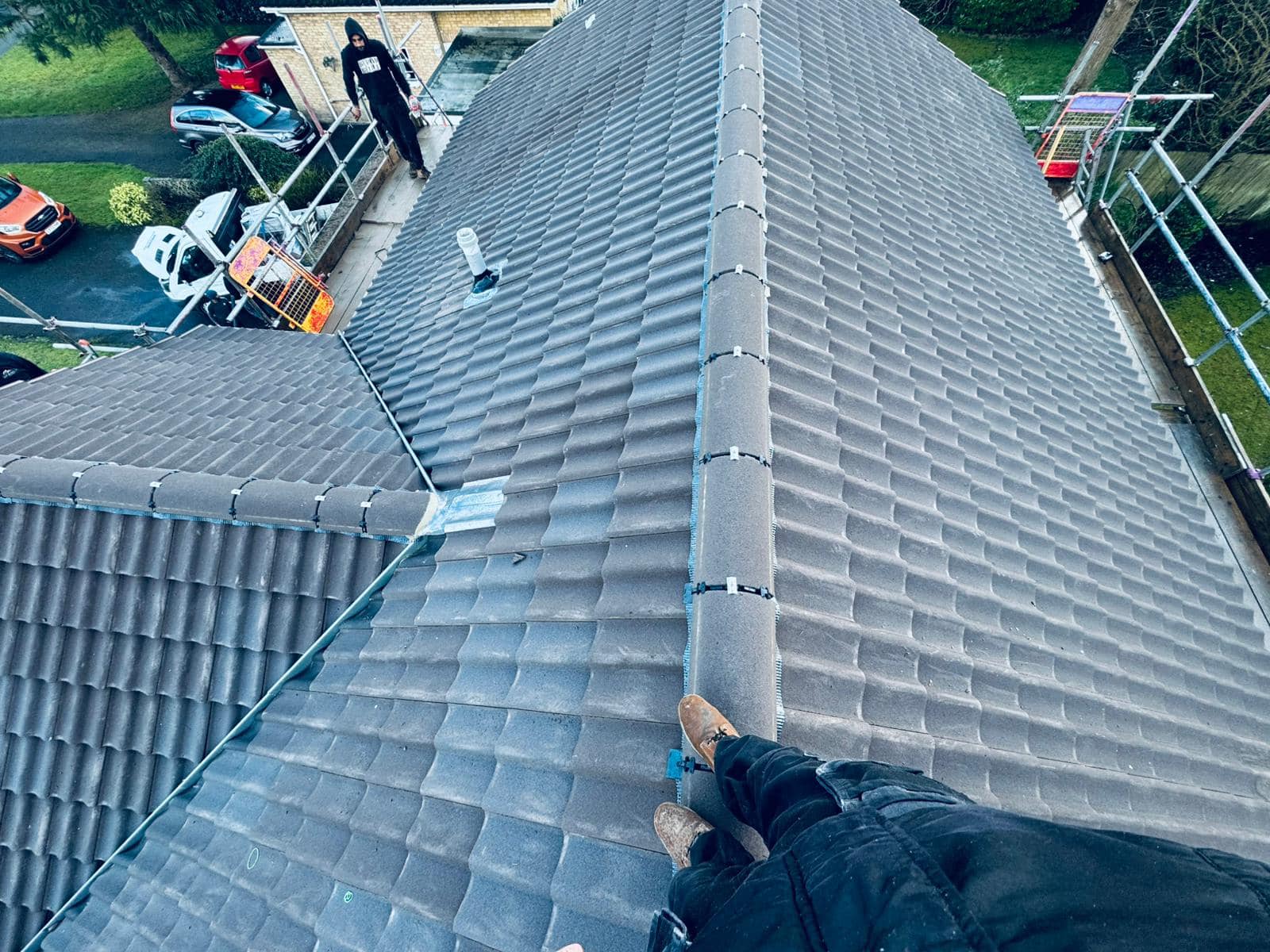 Roofing project - 1409983446920778