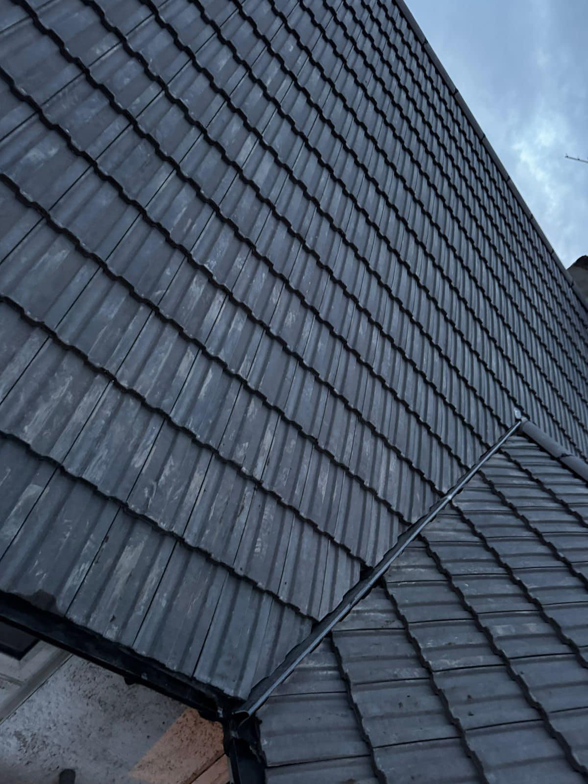 Roofing project - 1409983840254072