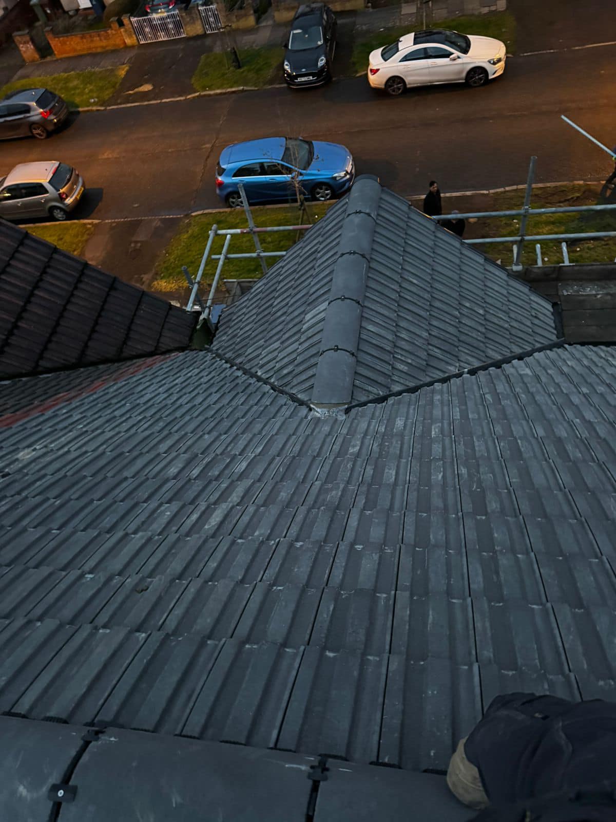 Roofing project - 1409984216920701