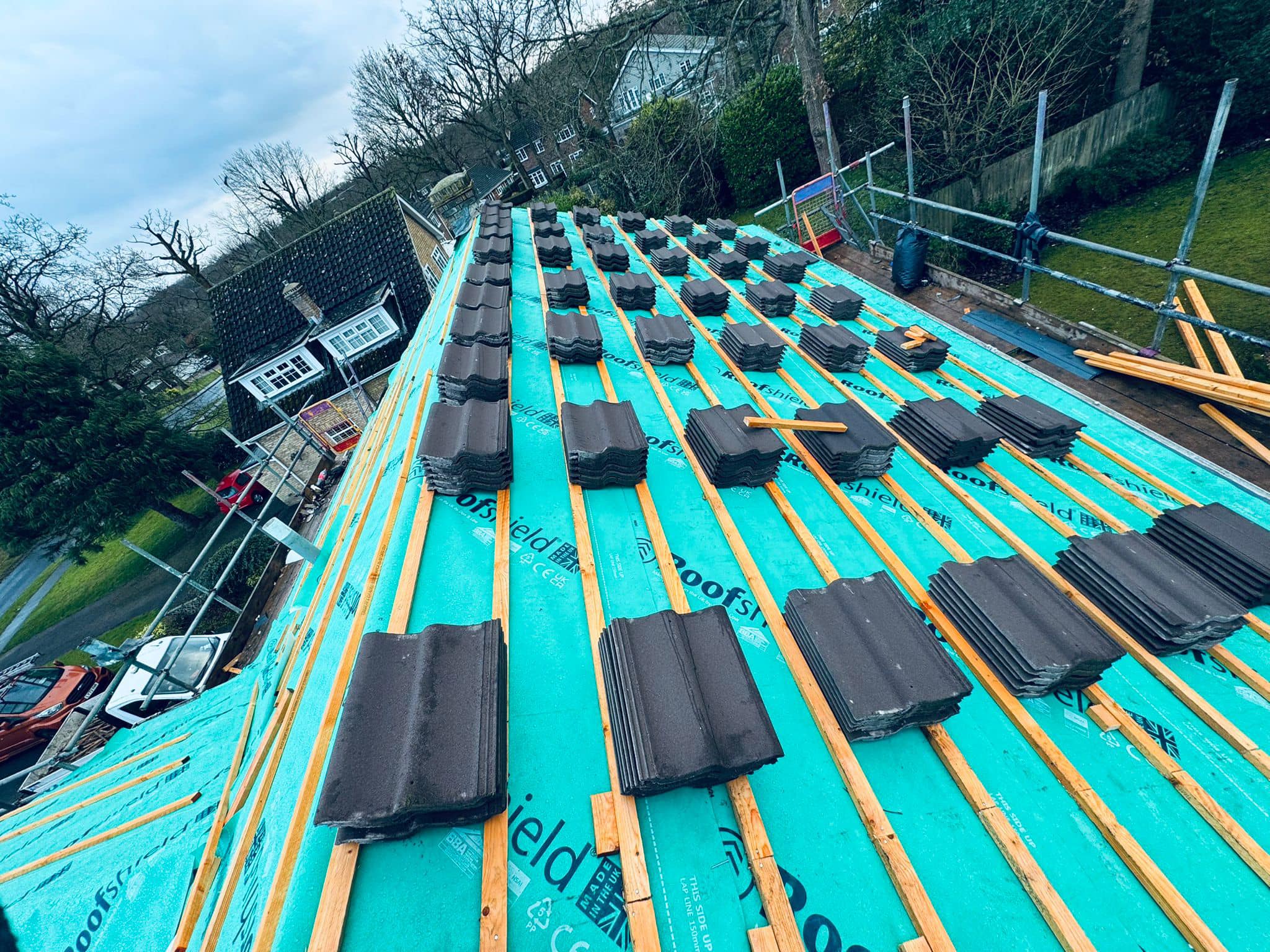 Roofing project - 1409985143587275