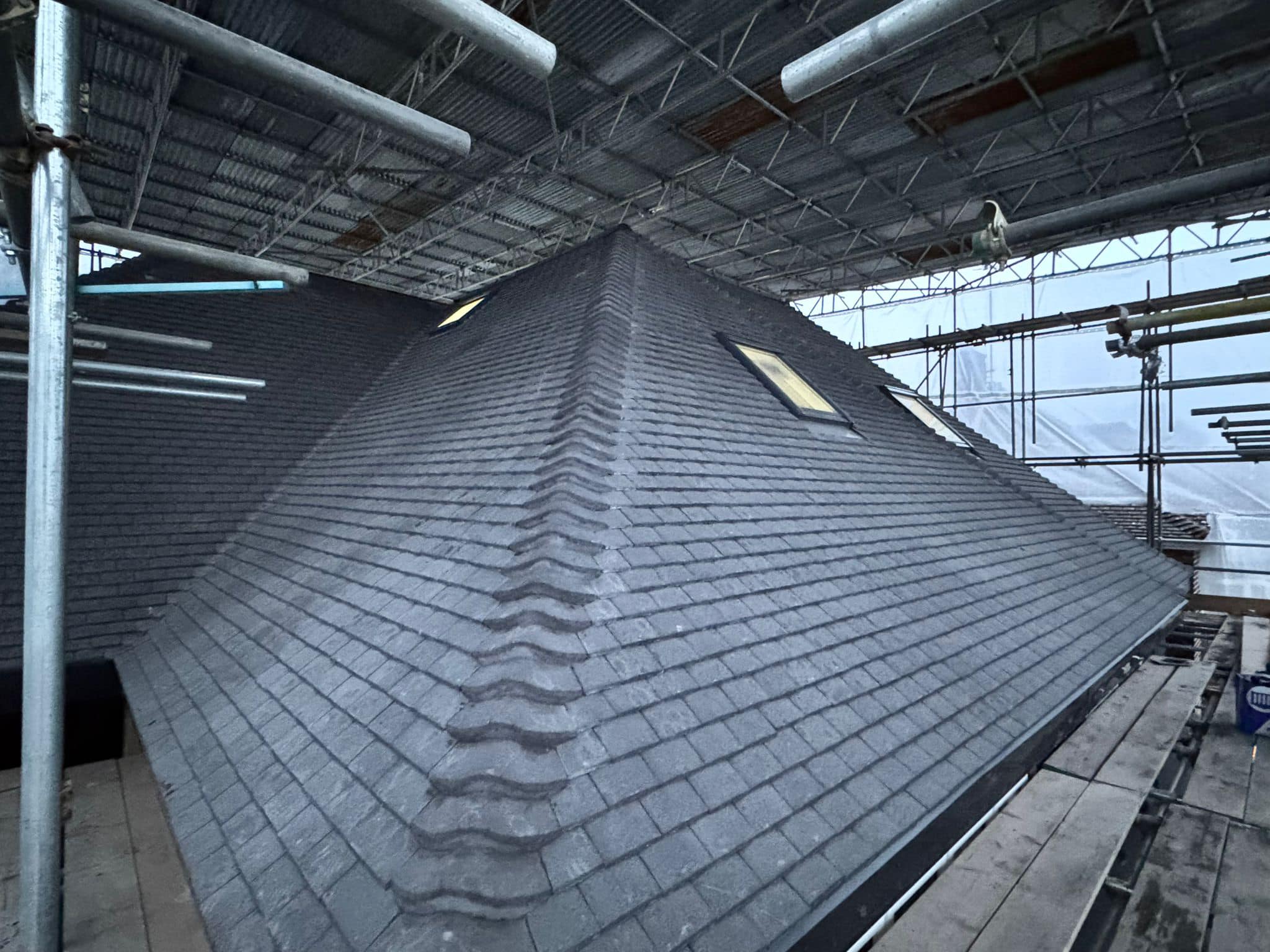 Roofing project - 1409987683587021