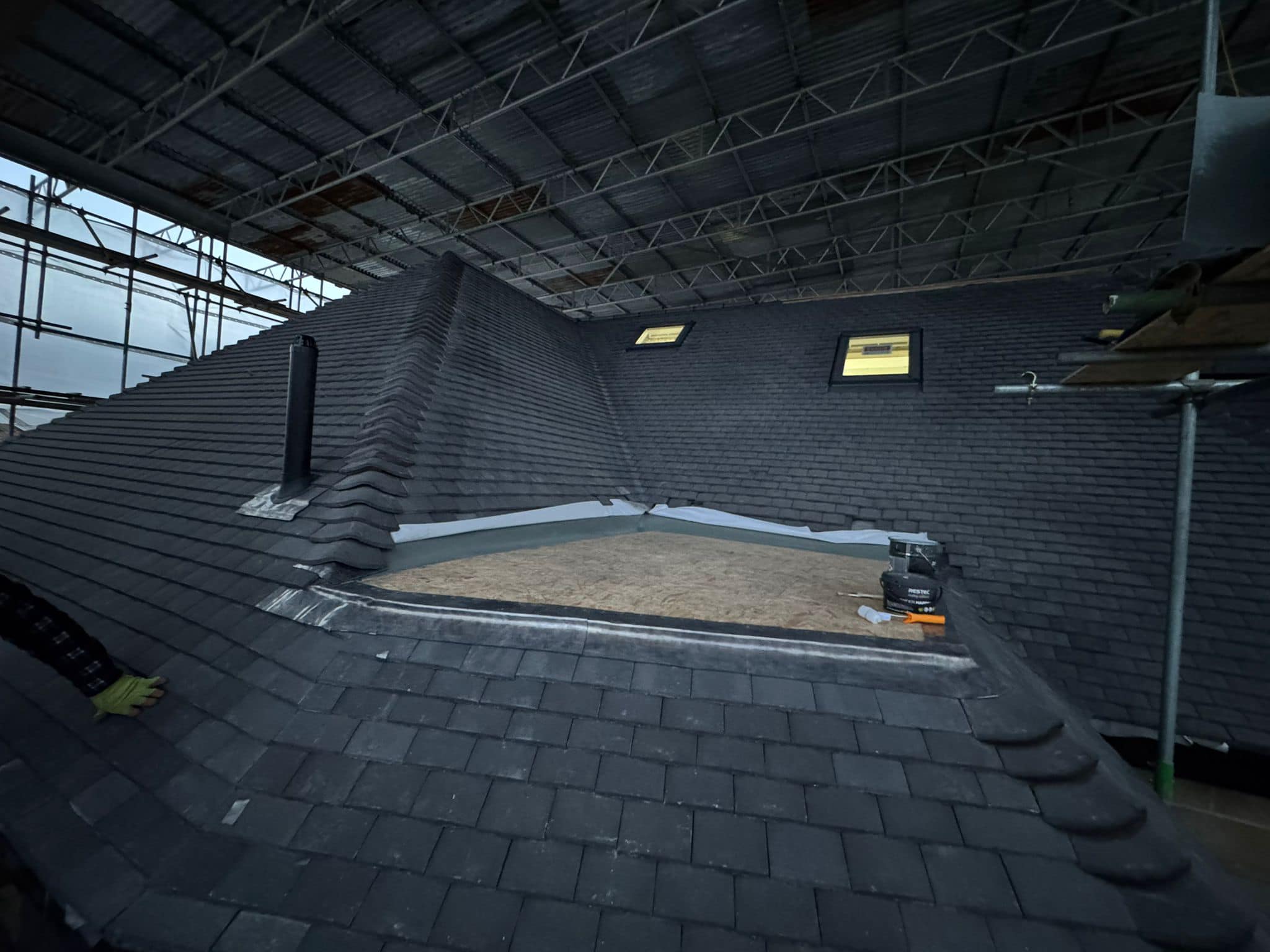 Roofing project - 1409989356920187