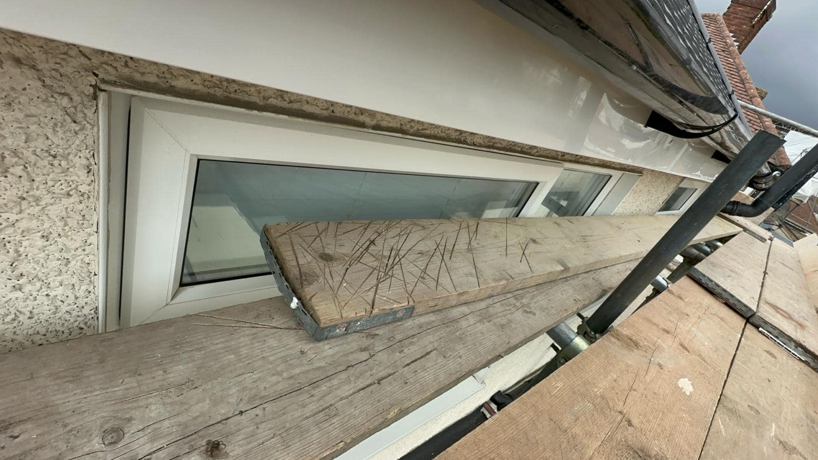 Roofing project - 1409998516919271