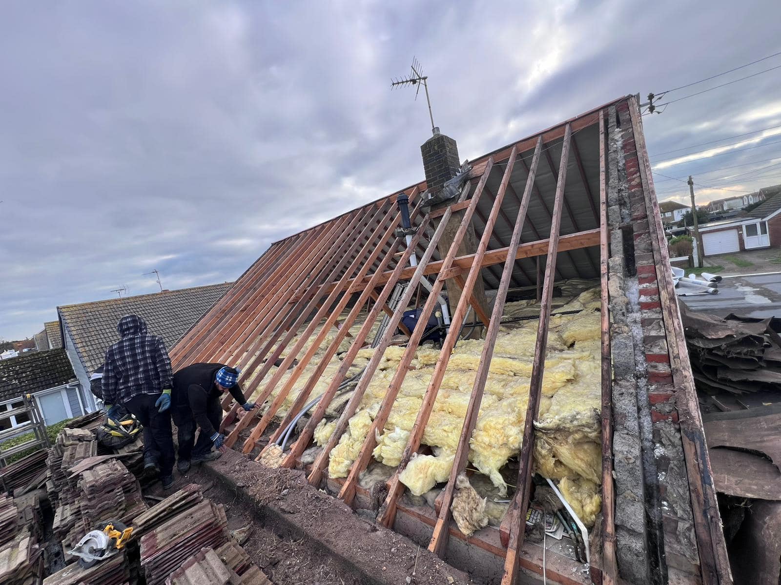 Roofing project - 1411138650138591