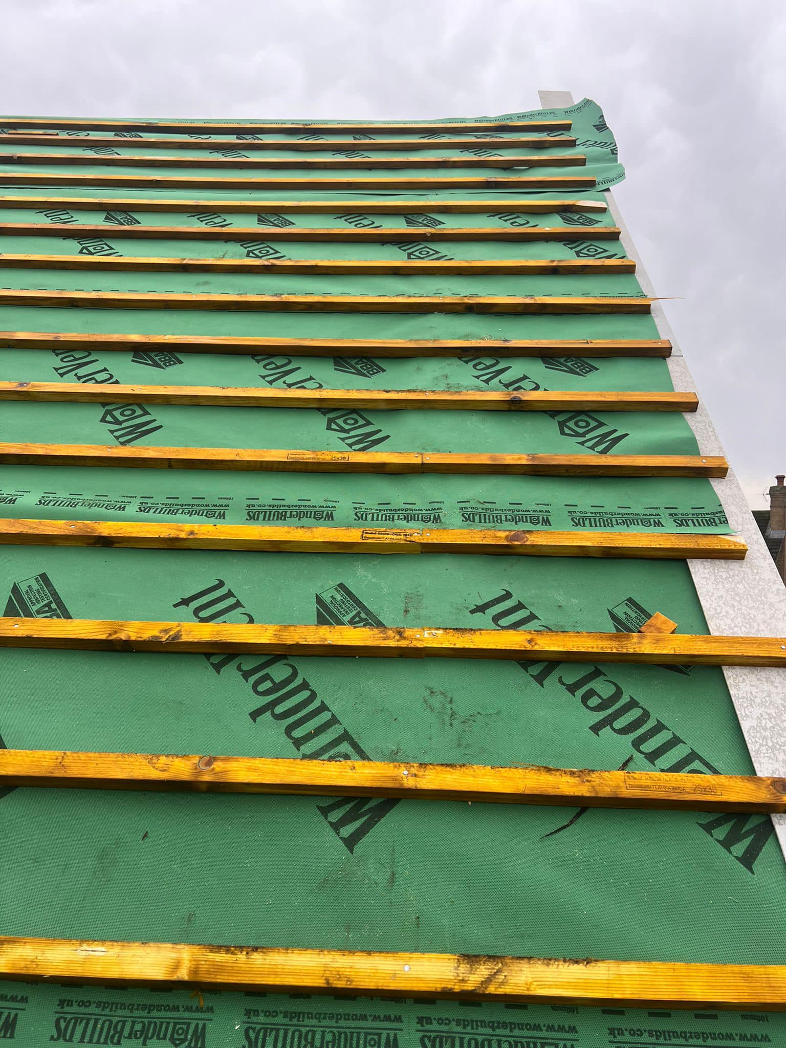 Roofing project - 1411138700138586