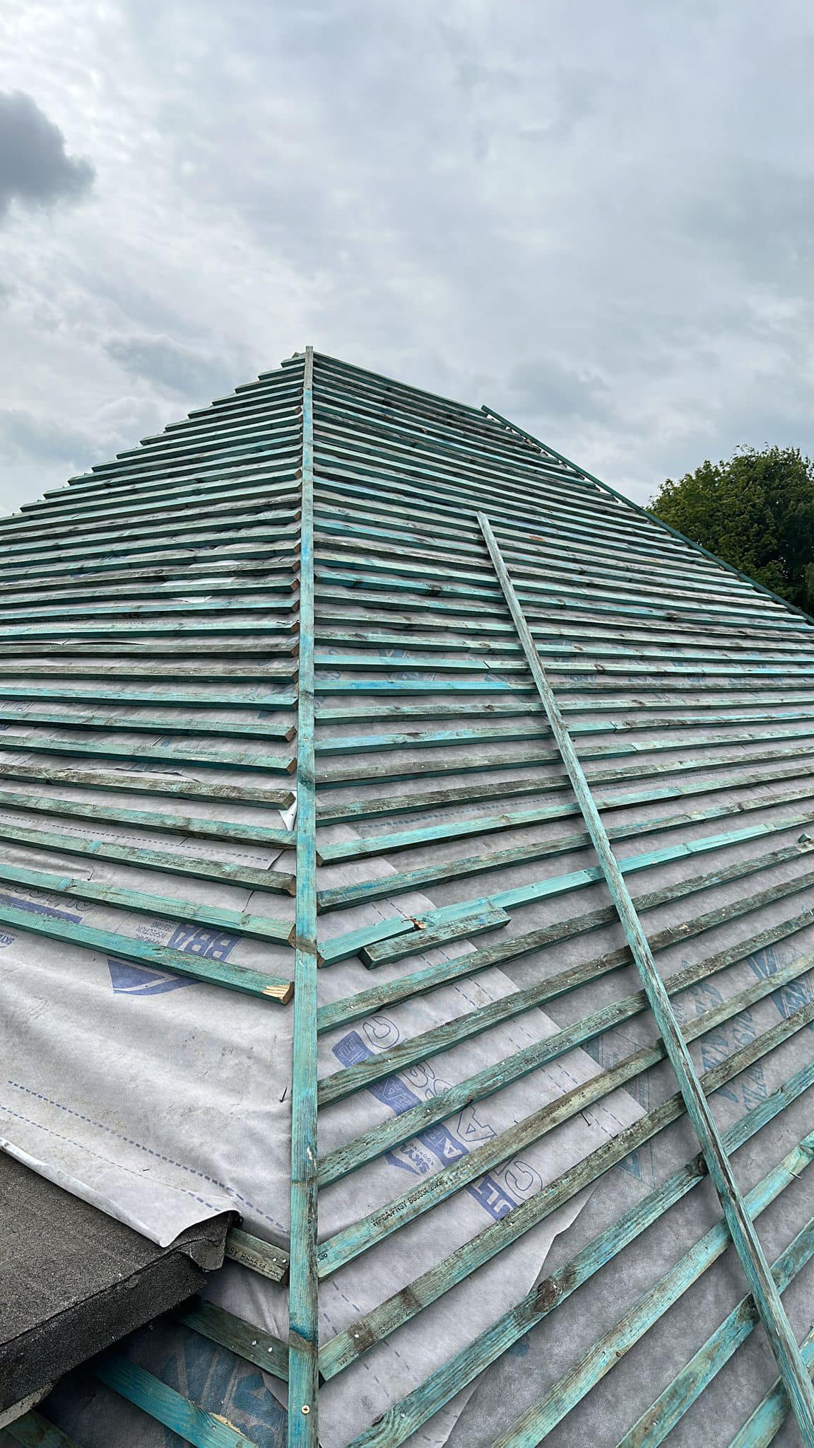 Roofing project - 1411145703471219