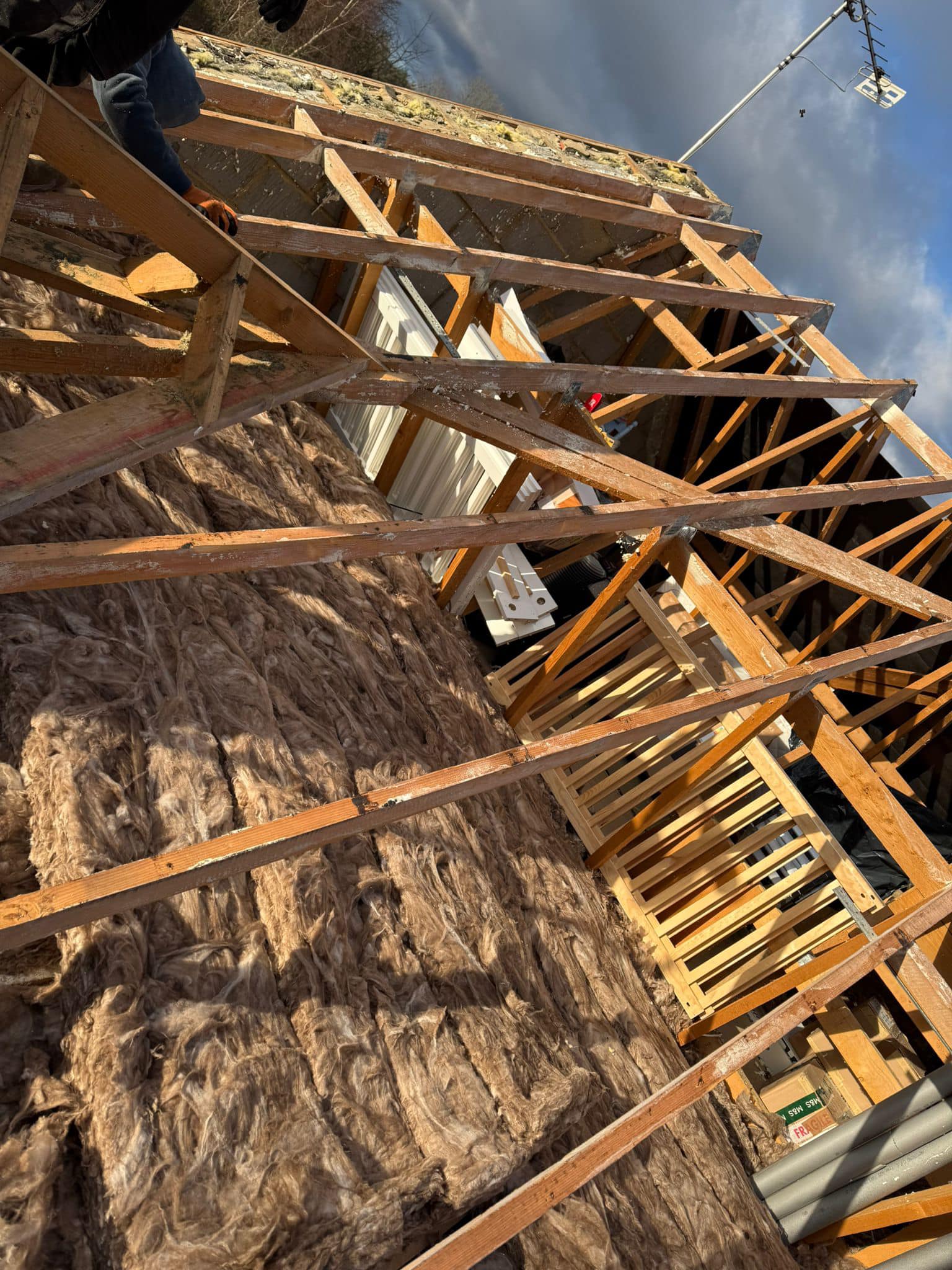 Roofing project - 1411153083470481