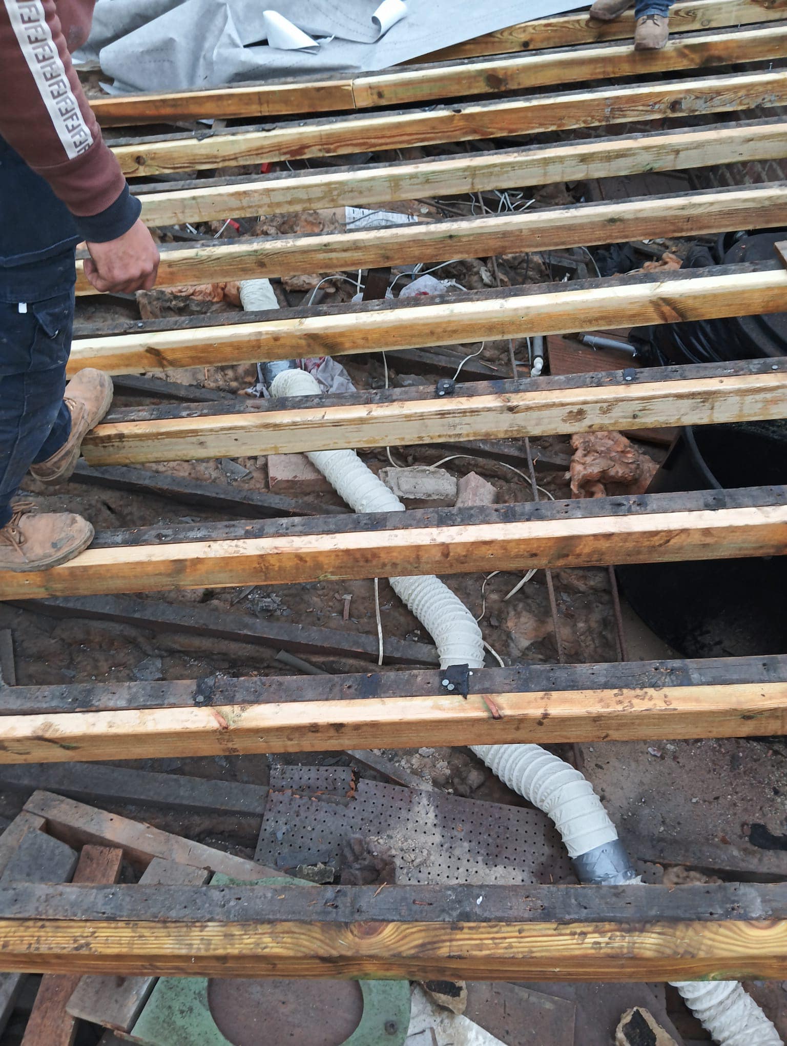 Roofing project - 1411157550136701