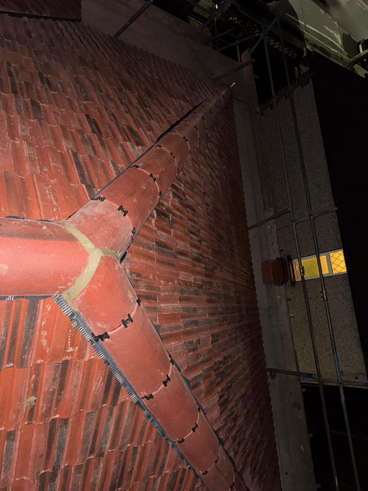 Roofing project - 1411158576803265