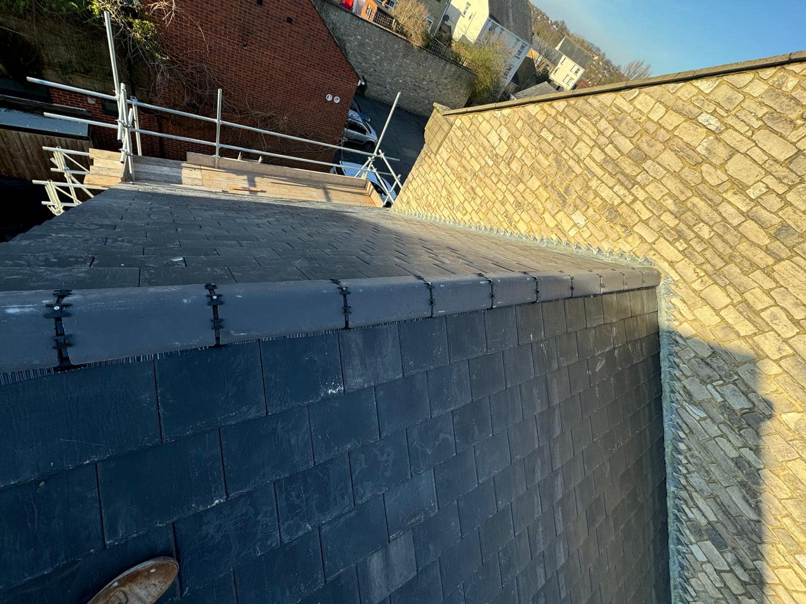 Roofing project - 1433579544561168