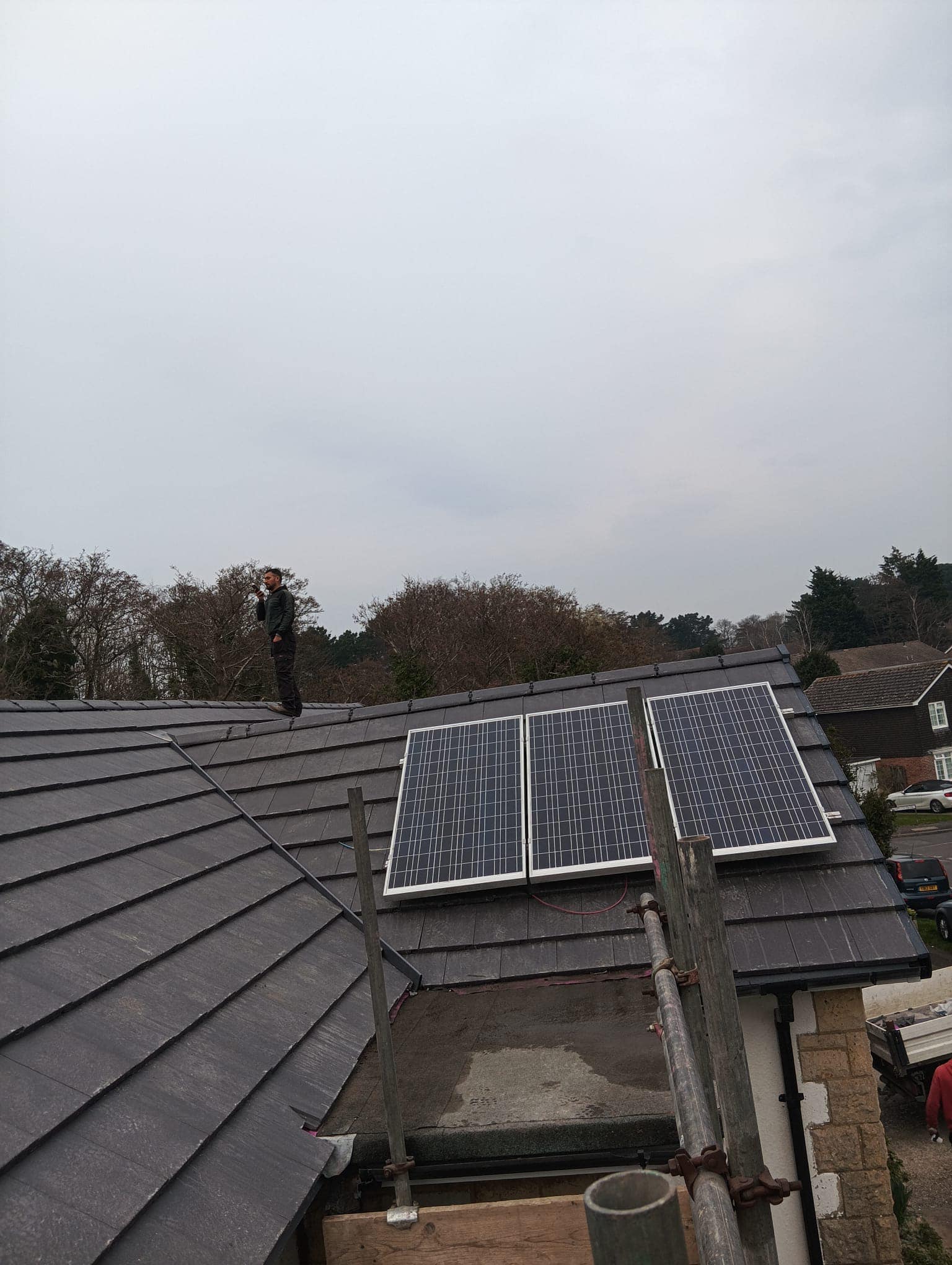 Roofing project - 1437384500847339