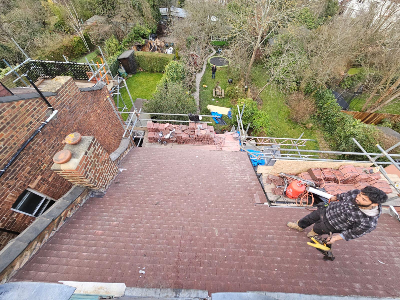 Roofing project - 1437386580847131