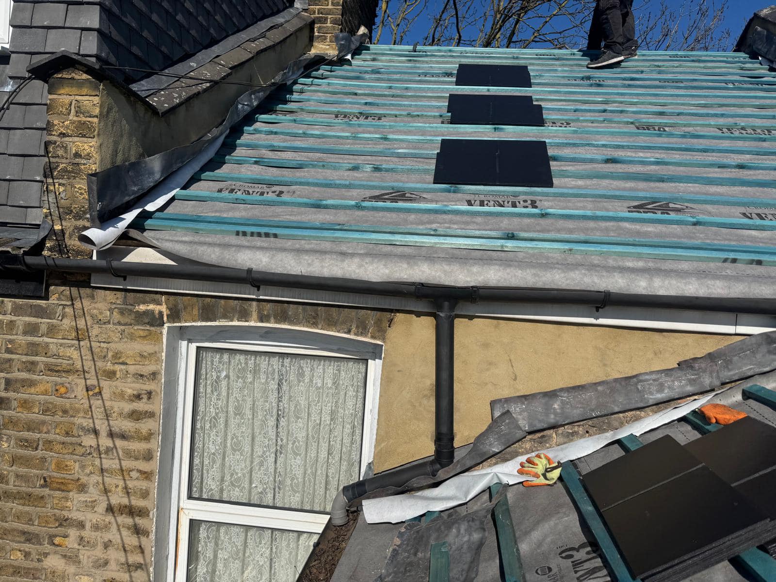 Roofing project - 1437387504180372