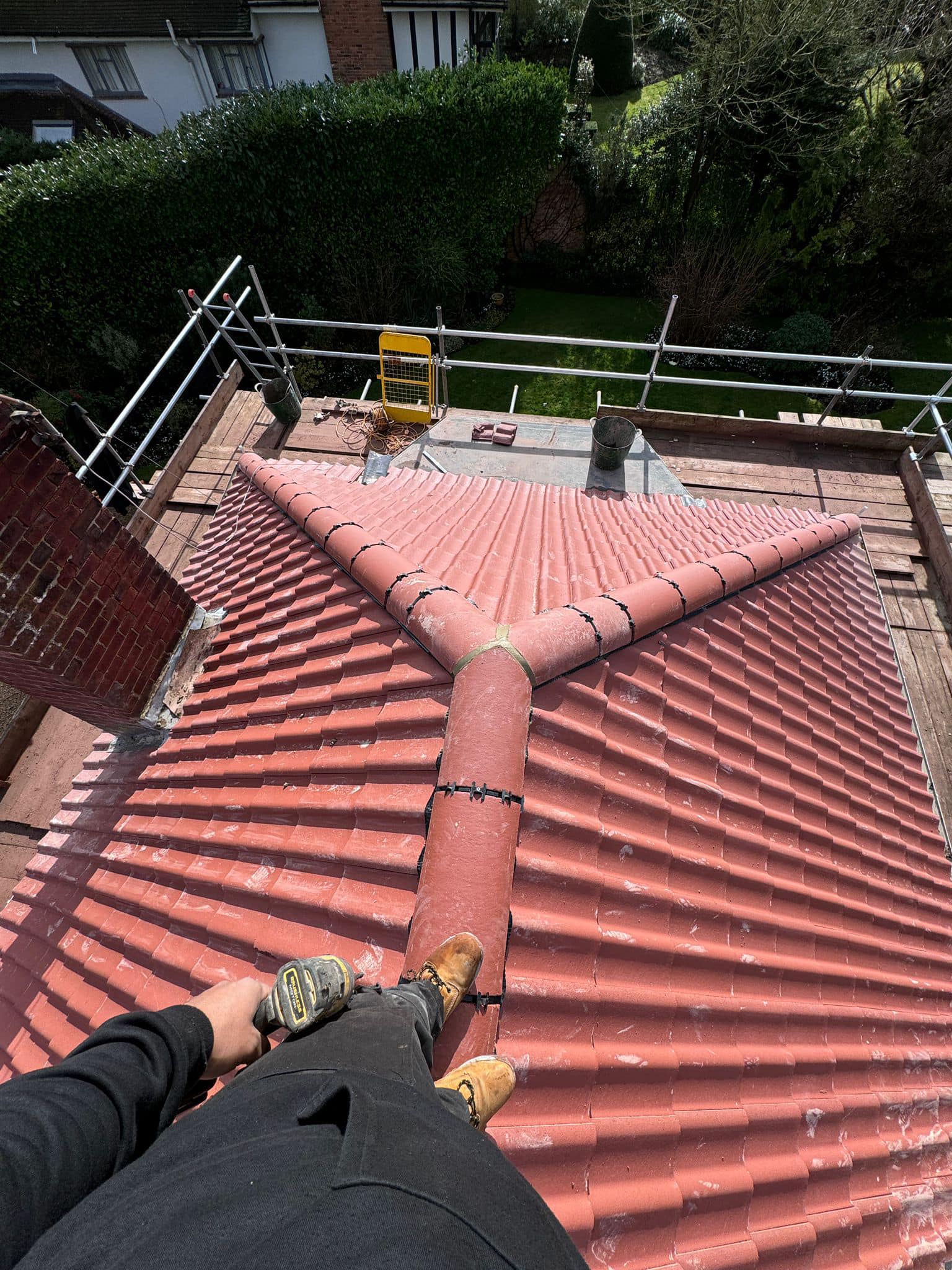 Roofing project - 1437388557513600