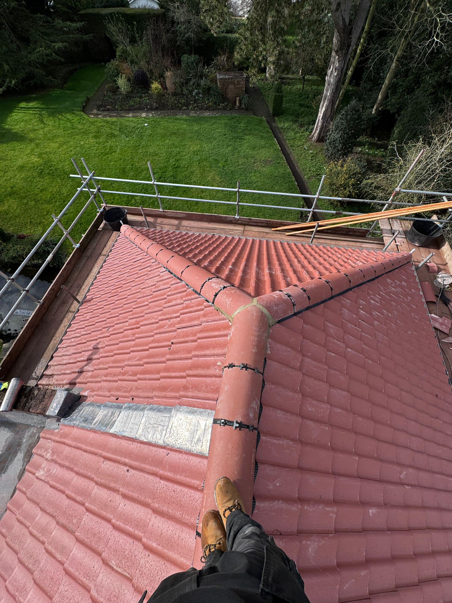 Roofing project - 1437388730846916